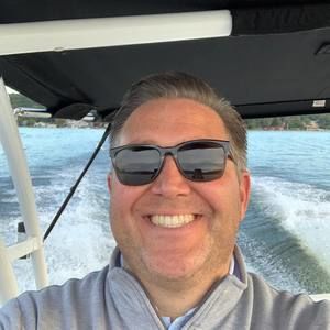 Meet your Posher, Tom